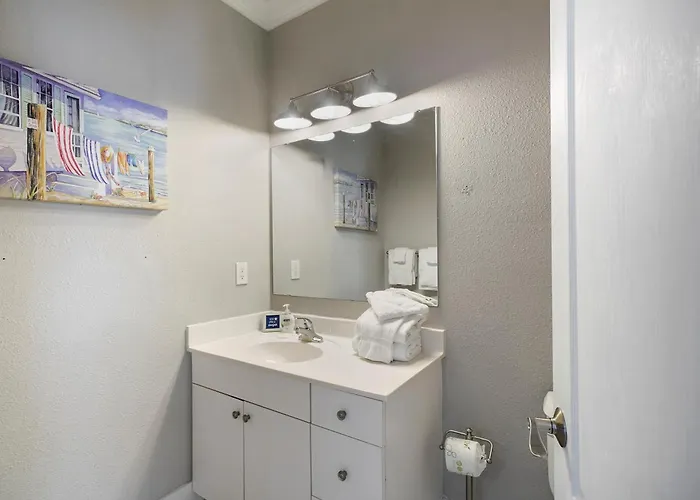 Return To Me 45c Apartment Pensacola